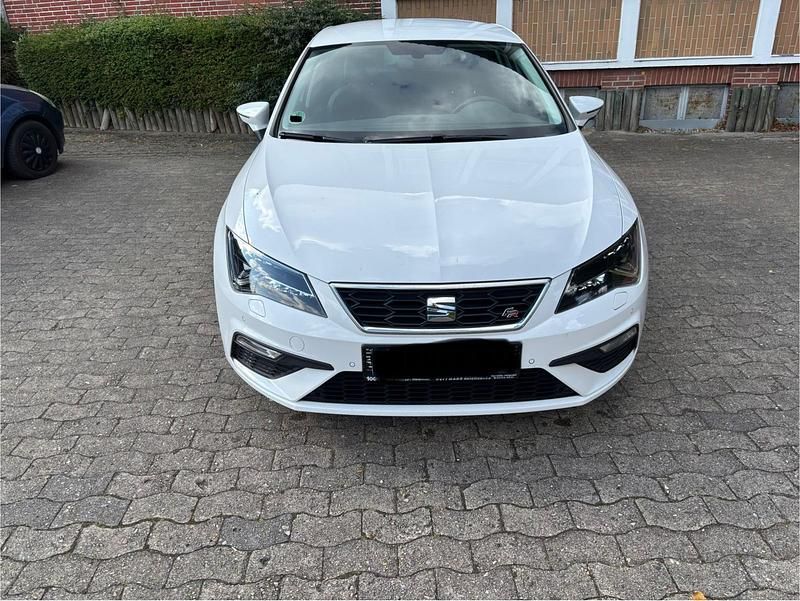 Gebraucht Seat Leon FR 150 PS (110 kW) 2019 Weiß Limousine