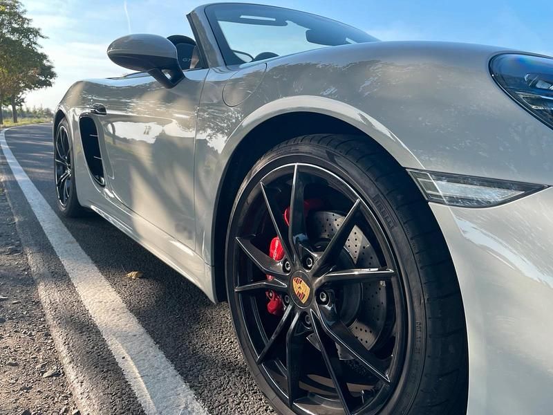 Gebraucht Porsche 718 Boxster 365 PS (268 kW) 2019 Grau Cabrio