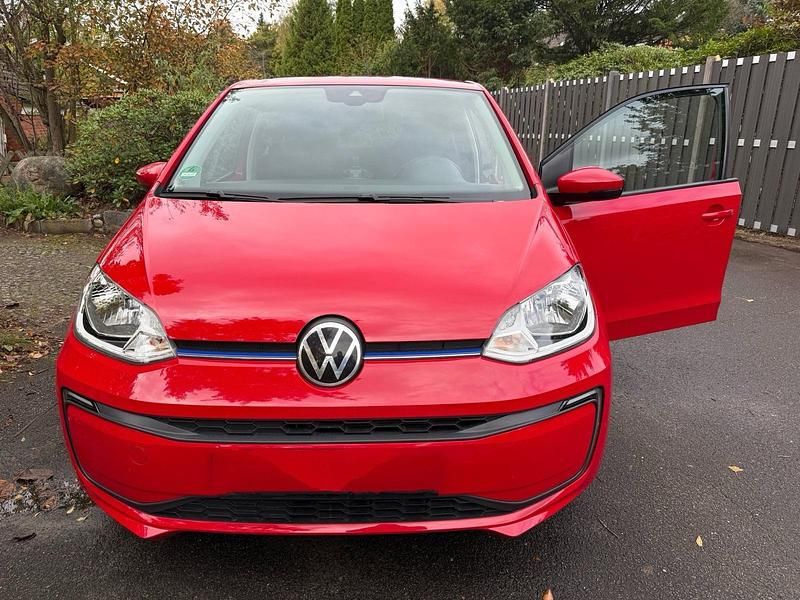 Rot Gebraucht 2021 VW e-up! United Kleinwagen | 11.900 € (Guter Preis) - Bild 1/4