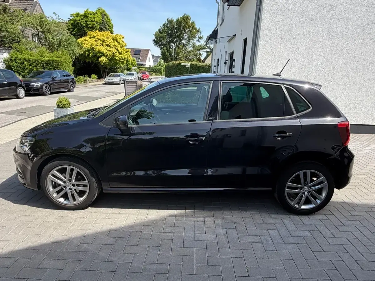 Używany VW Polo Allstar 90 KM (66 kW) 2016 Czarny Hatchback