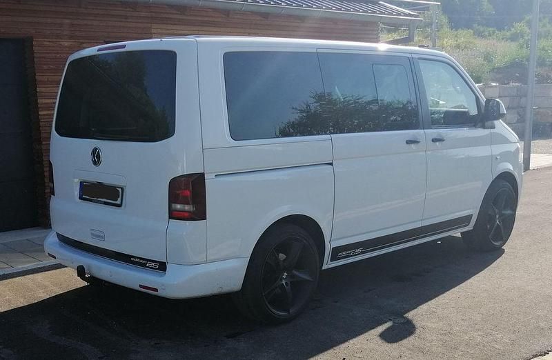Second-hand VW T5 Edition 179 CP (131 kW) 2011 Alb Van
