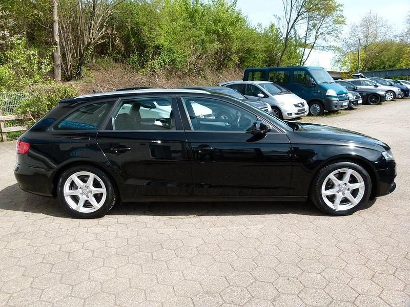 Gebraucht Audi A4 Ambition 120 PS (88 kW) 2009 Schwarz Kombi