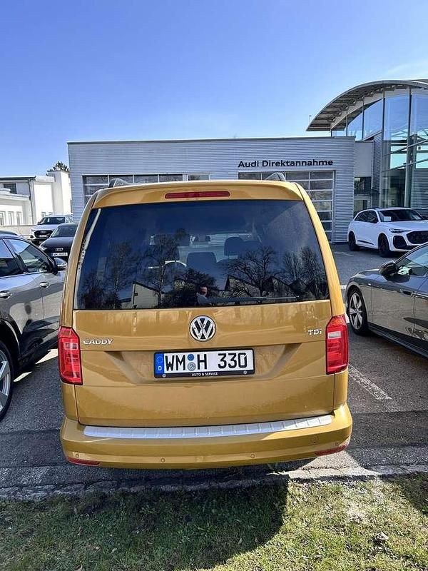 Gebraucht VW Caddy Maxi Beach 102 PS (75 kW) 2017 Van / Kleinbus