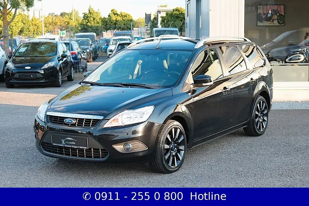 Gebraucht Ford Focus 116 PS (85 kW) 2010 Schwarz Limousine