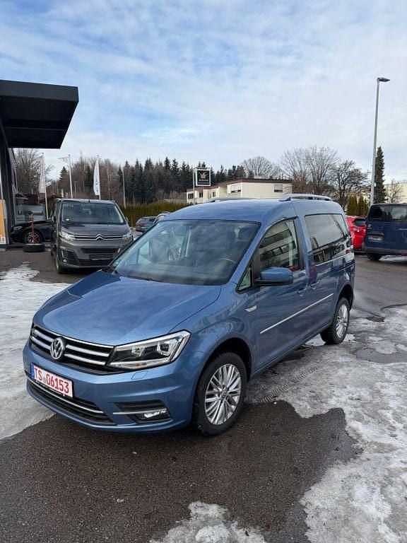 Gebraucht VW Caddy Highline 122 PS (89 kW) 2016 Blau Van / Kleinbus