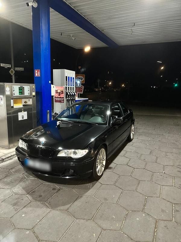 Schwarz Gebraucht 2004 BMW 330 Coupé | 10.900 € (Fairer Preis) - Bild 1/4