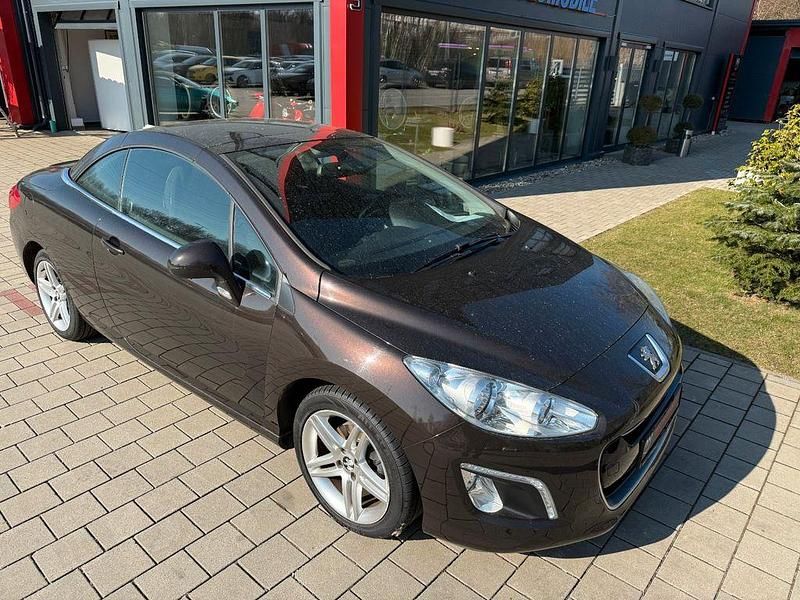 Gebraucht Peugeot 308 CC Active 120 PS (88 kW) 2012 Braun Cabrio