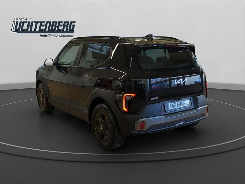 Neu Kia EV2 Air 108 kW (147 PS) 2026 Schwarz SUV