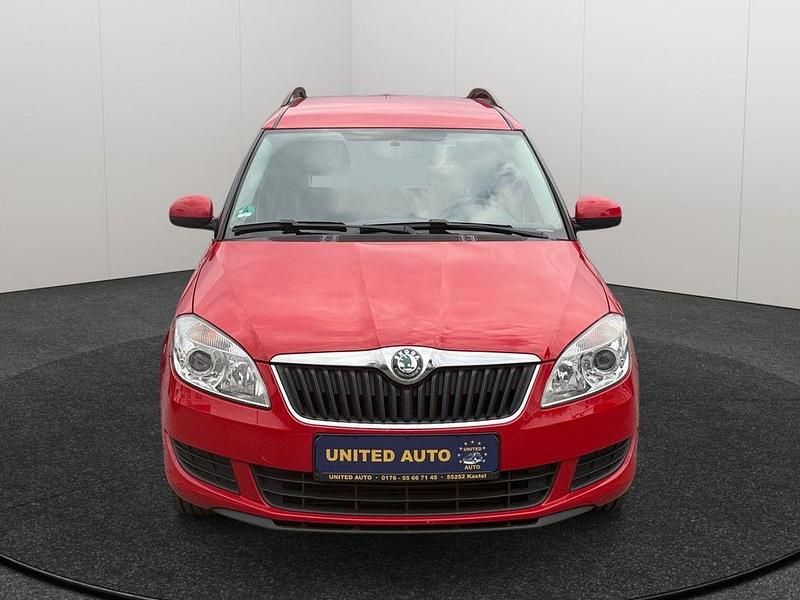 Gebraucht Skoda Roomster Plus Edition 105 PS (77 kW) 2011 Rot Van / Kleinbus