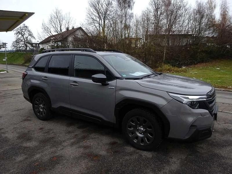 Gebraucht Subaru Forester Exclusive+ 136 PS (100 kW) 2025 Grau SUV