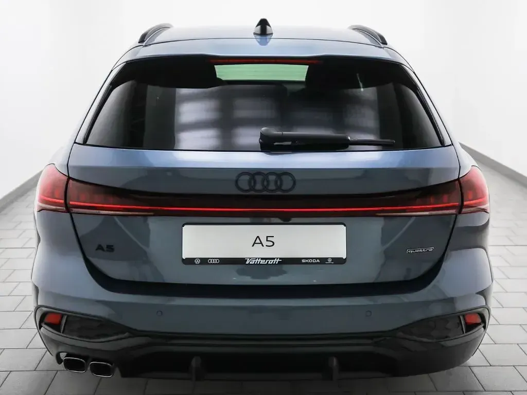 Gebraucht Audi A5 S-Line 204 PS (150 kW) 2025 Blau Kombi