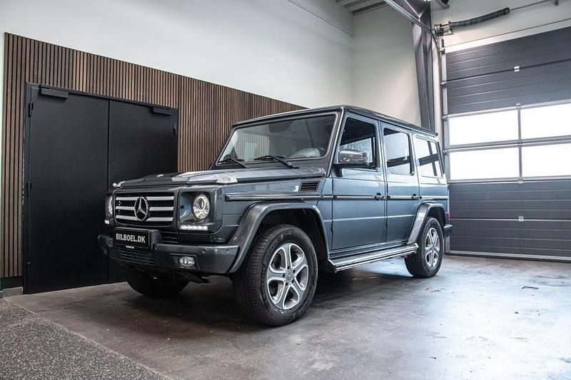Grau Gebraucht 2015 Mercedes G350 SUV | 59.800 € (Teuer) - Bild 1/4