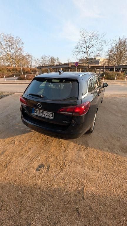 Gebraucht Opel Astra Innovation 150 PS (110 kW) 2018 Schwarz Kombi