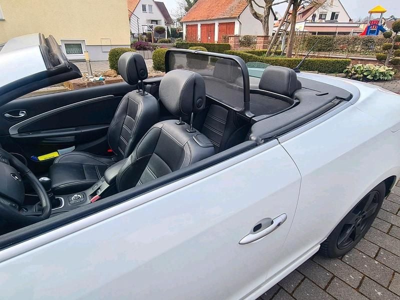 Gebraucht Renault Mégane Cabriolet 131 PS (96 kW) 2010 Weiß Cabrio