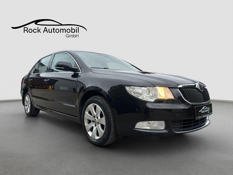 Gebraucht Skoda Superb Ambition 140 PS (102 kW) 2009 Schwarz Limousine