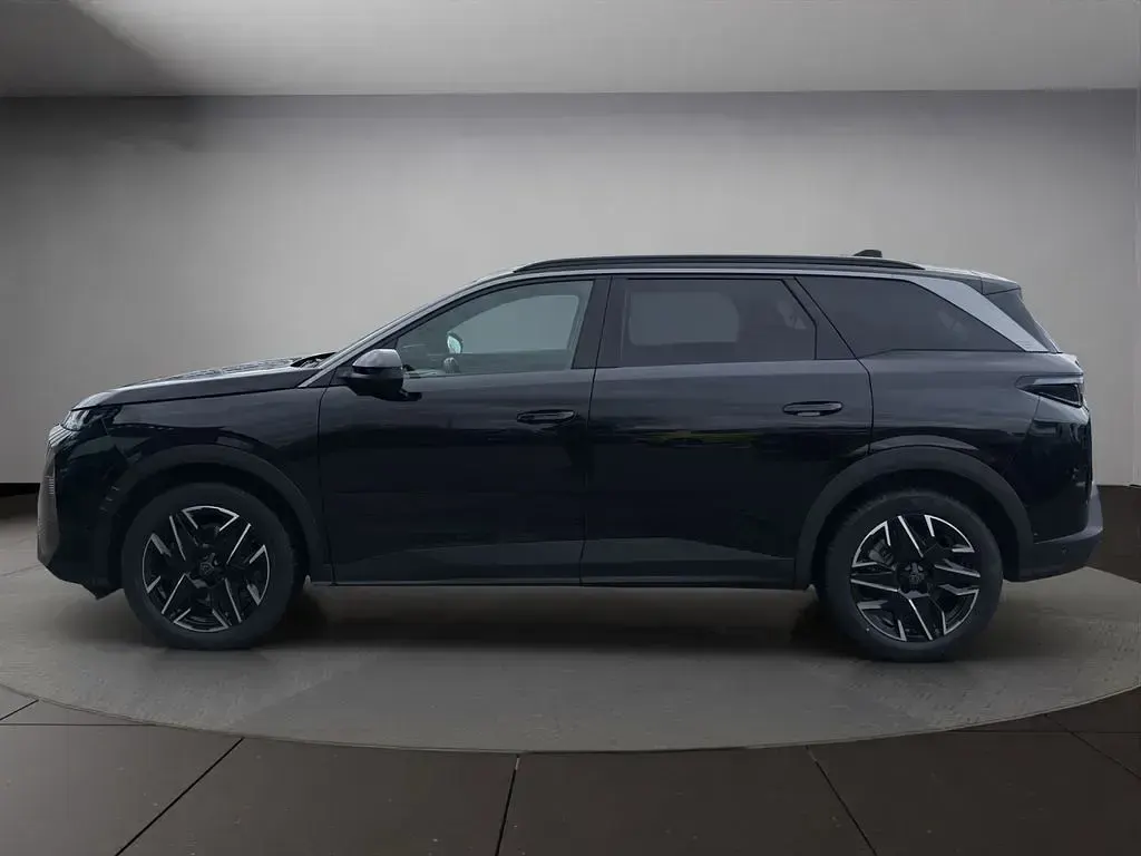 Gebraucht Peugeot 5008 Allure 145 PS (106 kW) 2025 Met. perla nera schwarz SUV