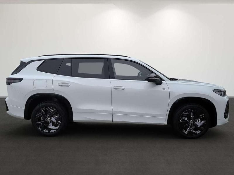 Neu VW Tayron R-line 193 PS (141 kW) 2026 Pure white uni SUV