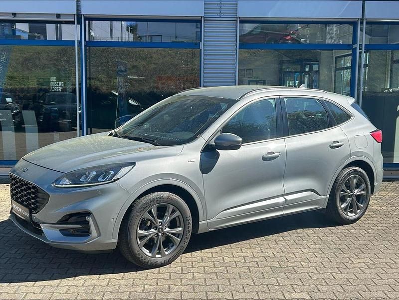 Gebraucht Ford Kuga 120 PS (88 kW) 2020 Silber SUV
