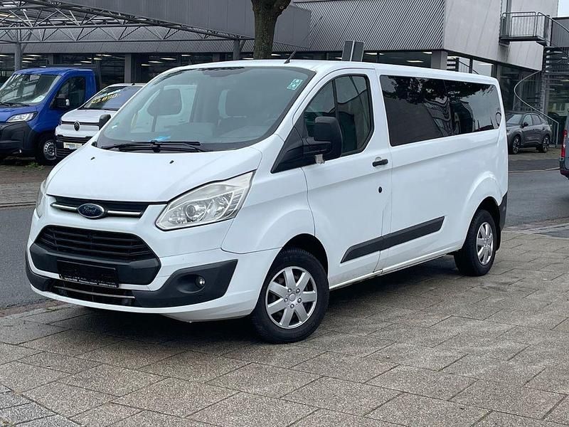 Weiß Gebraucht 2017 Ford Transit Kombi | 7.900 € (Fairer Preis) - Bild 1/4