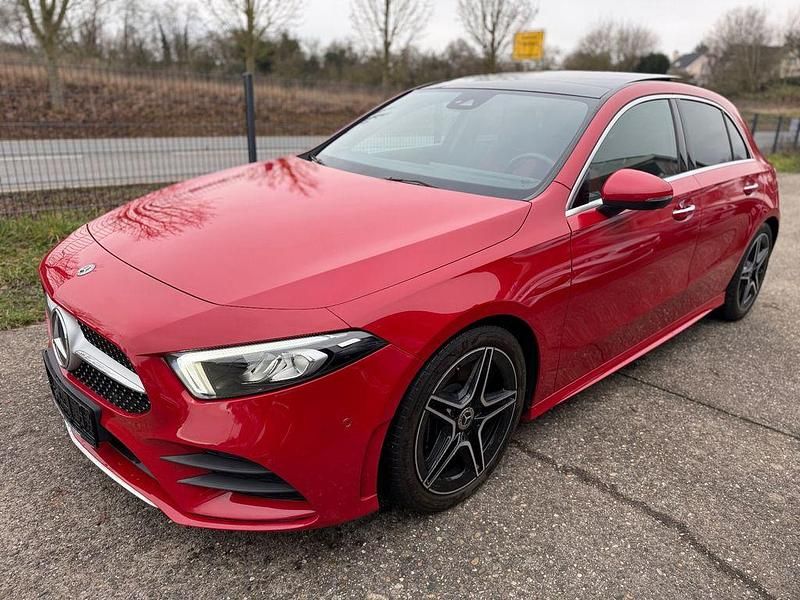 Gebraucht Mercedes A250 AMG line 224 PS (164 kW) 2018 Rot Limousine