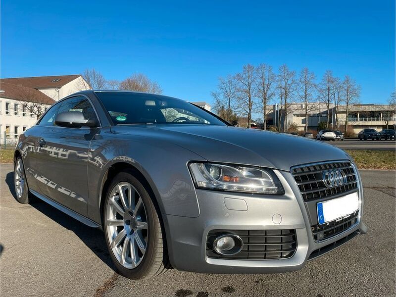 Gebraucht Audi A5 S-Line 179 PS (131 kW) 2011 Silber Coupé
