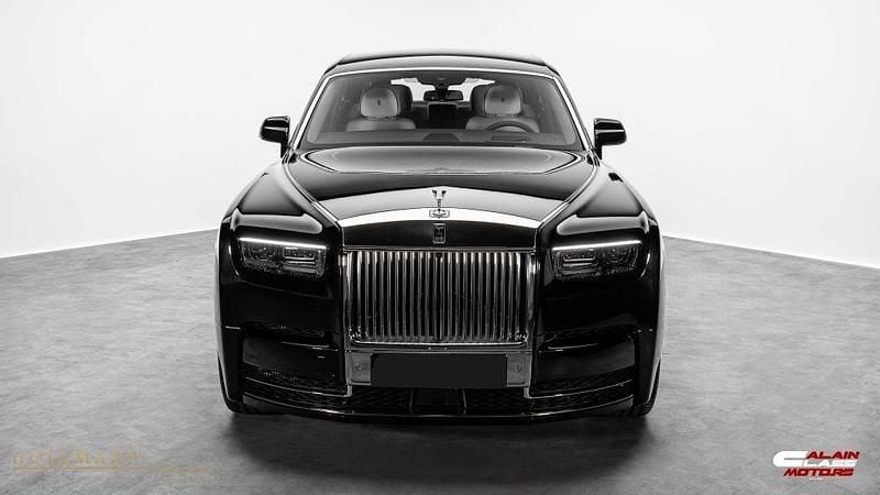 Neu Rolls Royce Phantom 544 PS (400 kW) 2026 Schwarz Limousine