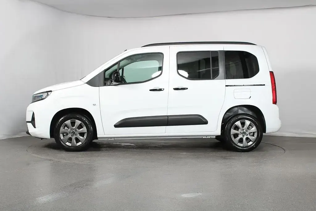 Neu Opel Combo Life Edition 102 PS (75 kW) 2026 Weiß Van / Kleinbus