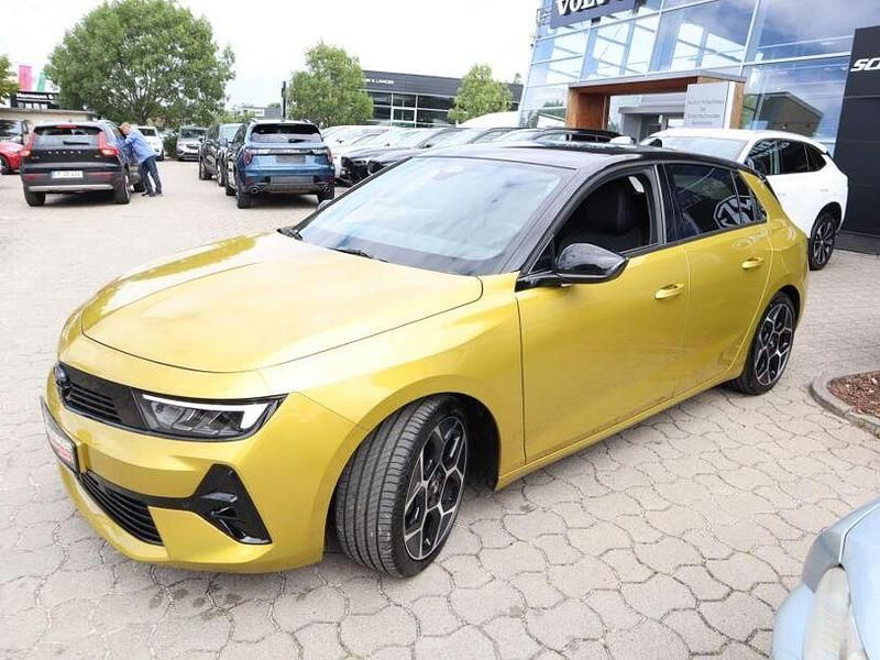 Gebraucht Opel Astra 131 PS (96 kW) 2023 Gelb Limousine