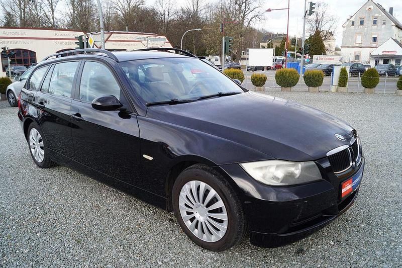 Gebraucht BMW 318 143 PS (105 kW) 2008 Schwarz Kombi