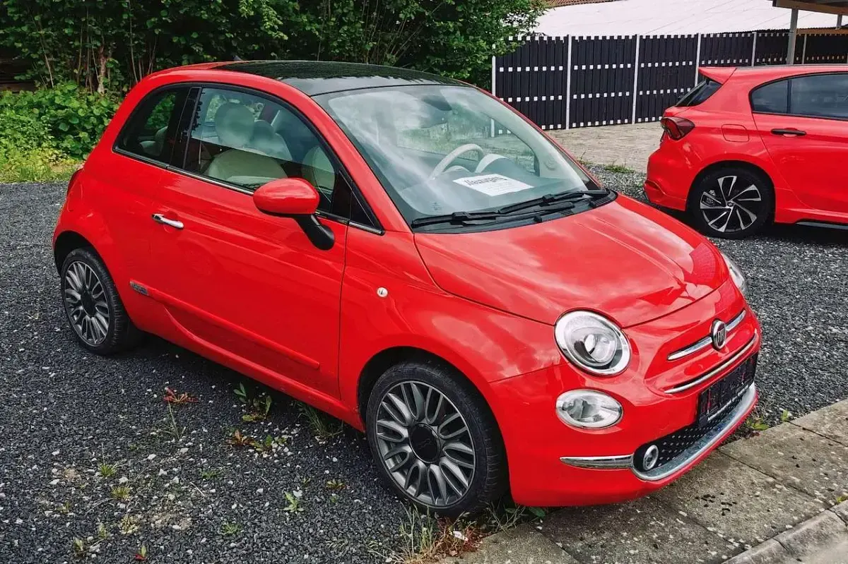 Gebraucht Fiat 500 69 PS (50 kW) 2016 Rosso corsa/sfrontato/argilla/ Kleinwagen