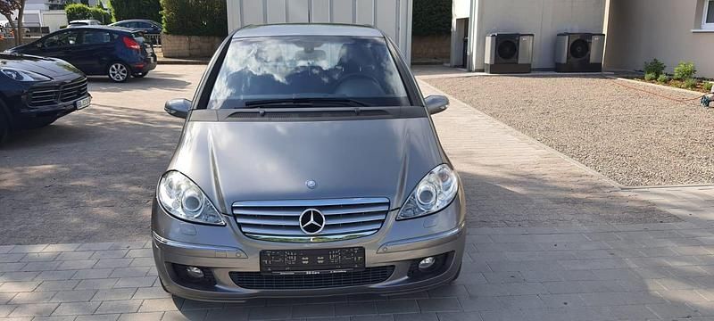Grau Gebraucht 2006 Mercedes A200 Kleinwagen | 2.700 € (Superpreis) - Bild 1/4