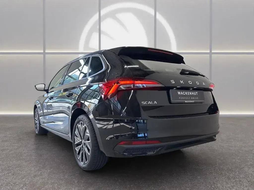 Gebraucht Skoda Scala Clever 116 PS (85 kW) 2025 Schwarz Kleinwagen