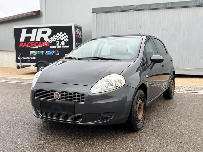 Grau Gebraucht 2009 Fiat Grande Punto Kleinwagen | 690 € (Superpreis) - Bild 1/4