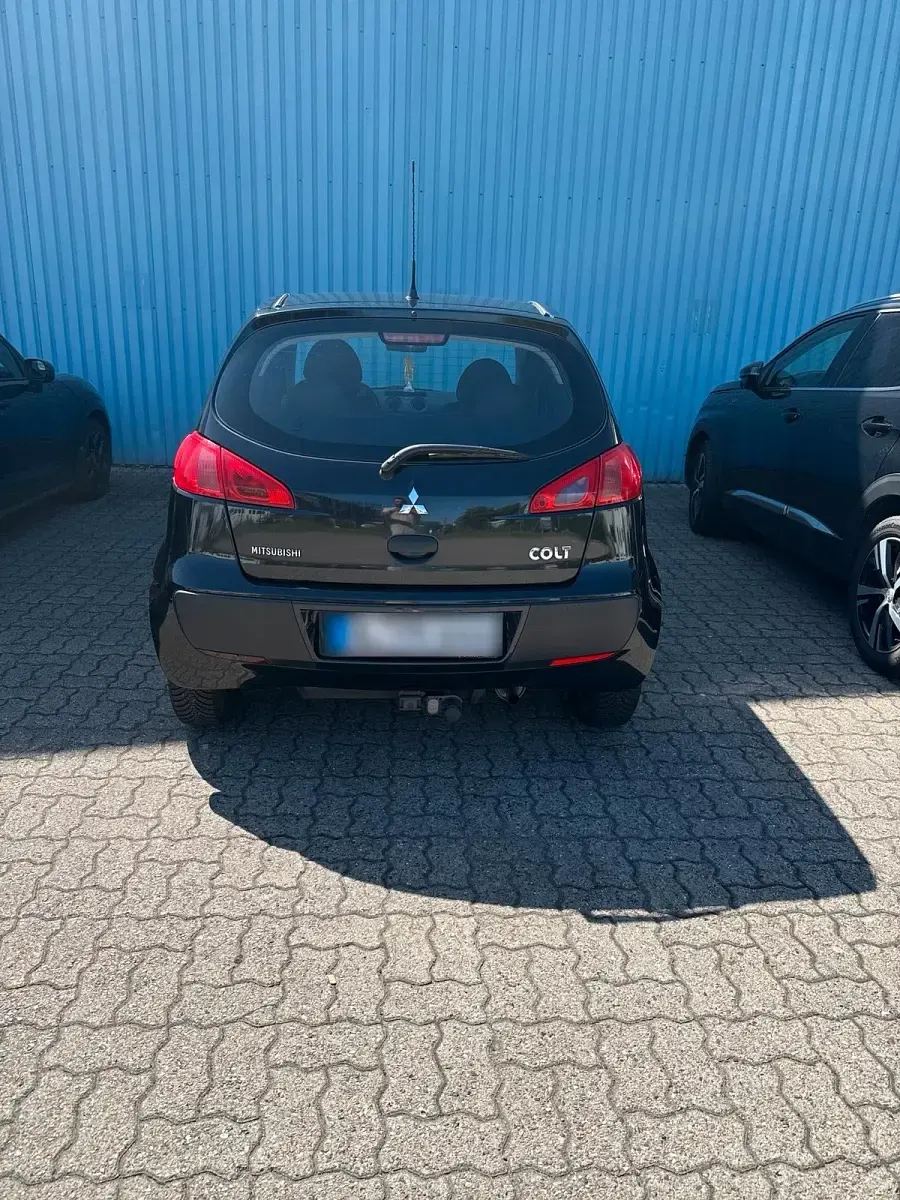 Gebraucht Mitsubishi Colt 75 PS (55 kW) 2008 Schwarz Kleinwagen