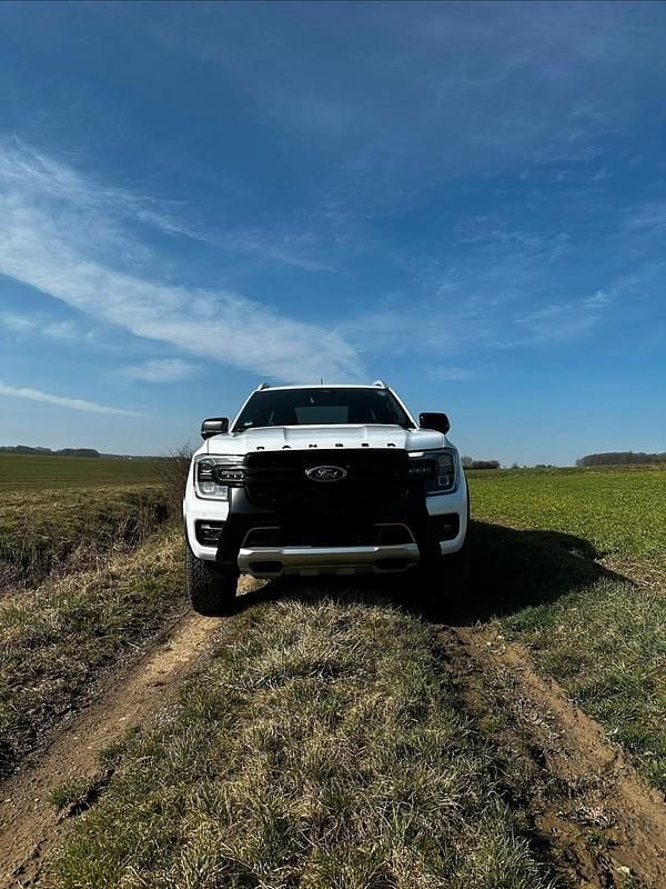 Gebraucht Ford Ranger Wildtrack 205 PS (150 kW) 2025 Weiß Pickup