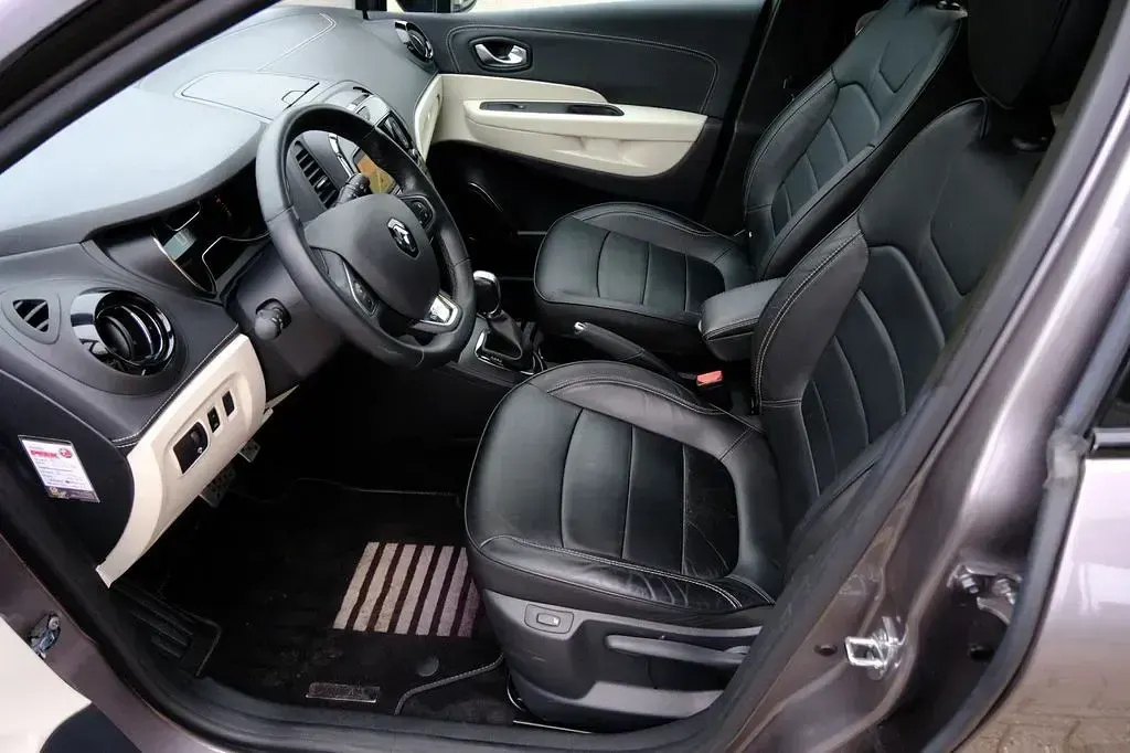 Gebraucht Renault Captur Initiale Paris 150 PS (110 kW) 2019 Grau SUV