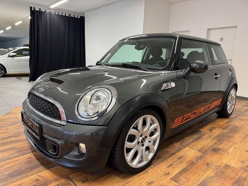 Gebraucht Mini Cooper S Coupé 184 PS (135 kW) 2012 Grau Coupé