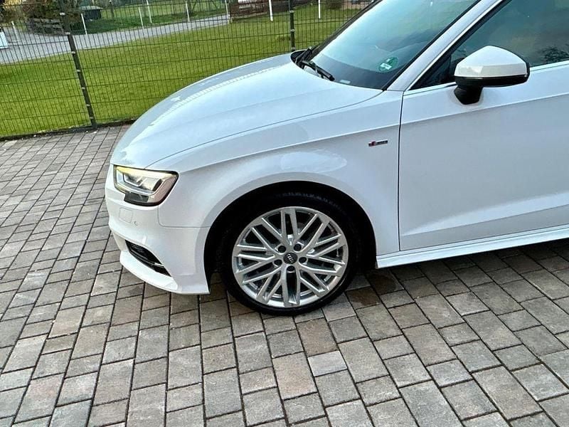 Gebraucht Audi A3 S-Line 150 PS (110 kW) 2018 Weiß Limousine