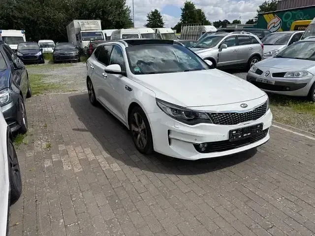 Gebraucht Kia Optima Spirit 141 PS (103 kW) 2017 Andere Kombi