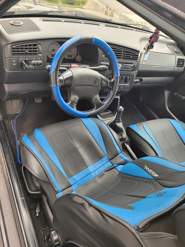 Gebraucht VW Golf Cabriolet 75 PS (55 kW) 1998 Schwarz Cabrio