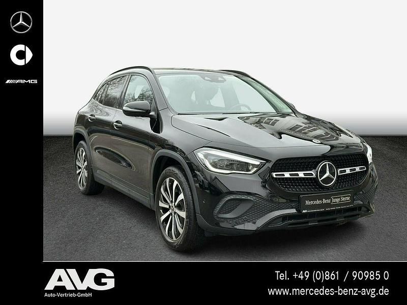 Gebraucht Mercedes GLA220 Progressive 190 PS (139 kW) 2022 Unilack nachtschwarz SUV