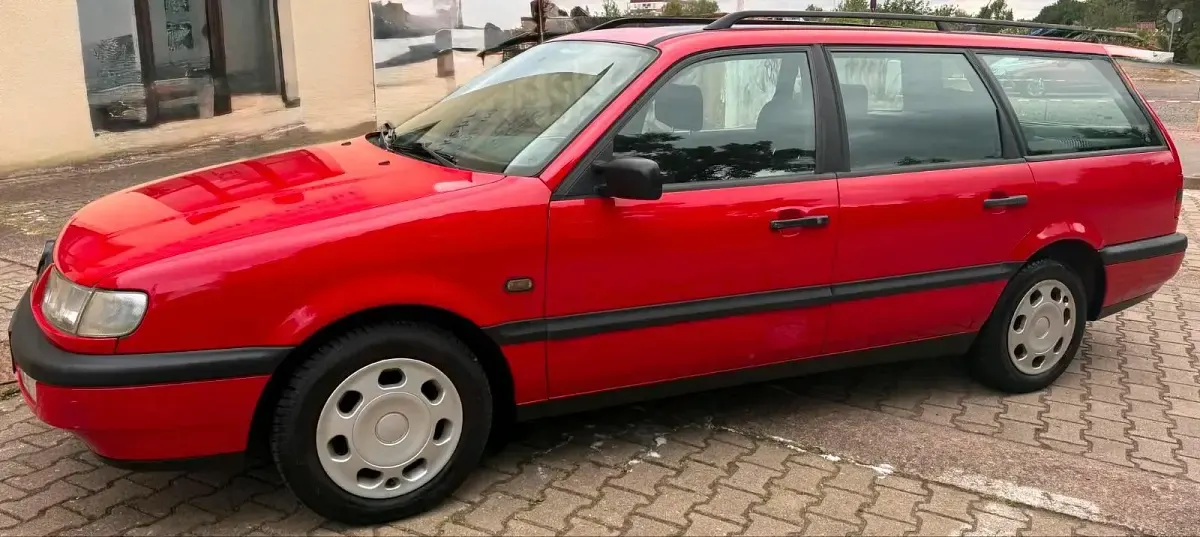Gebraucht VW Passat 90 PS (66 kW) 1995 Rot Kombi