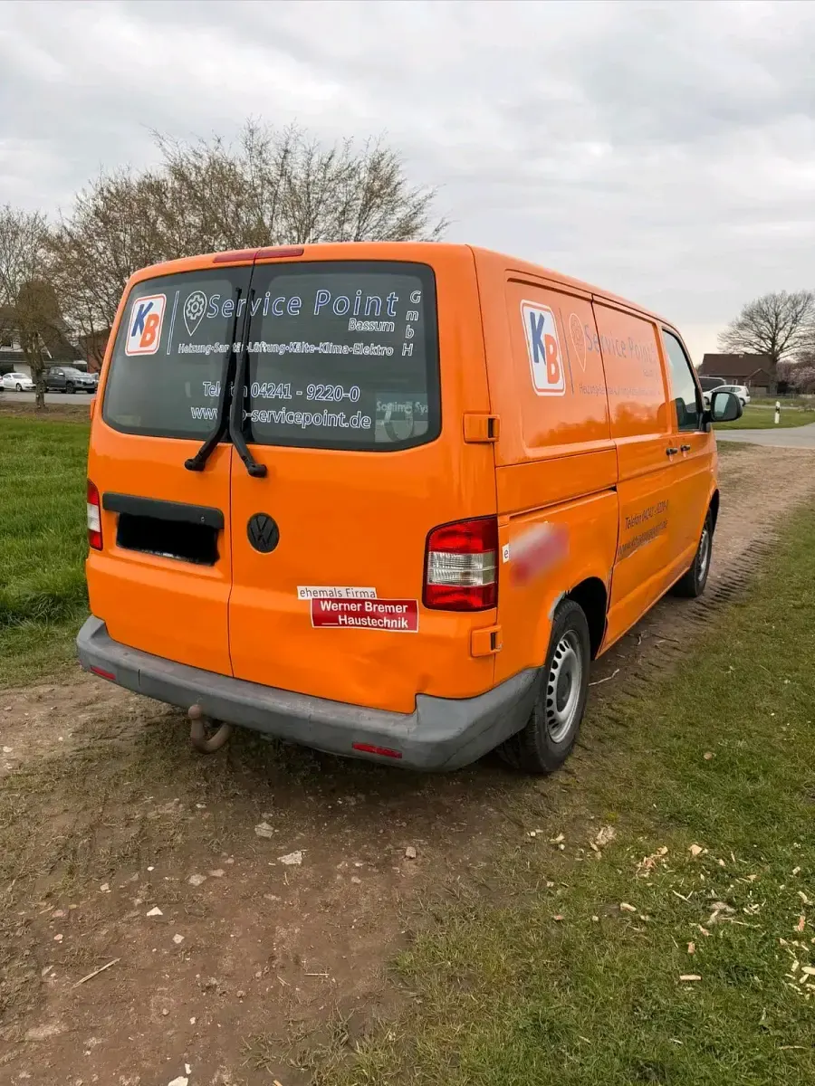 Gebraucht VW Multivan 84 PS (61 kW) 2010 Orange Van / Kleinbus