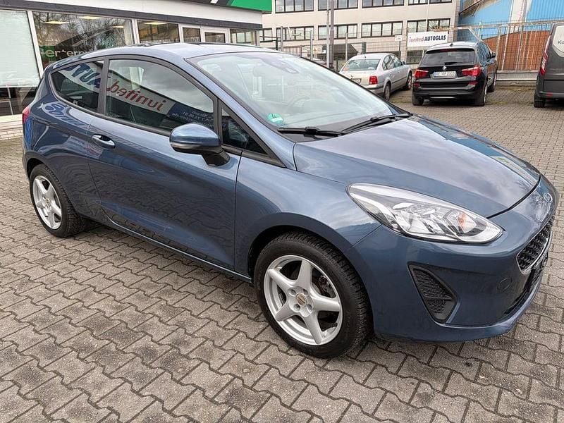 Gebraucht Ford Fiesta Trend 71 PS (52 kW) 2018 Grau Kleinwagen