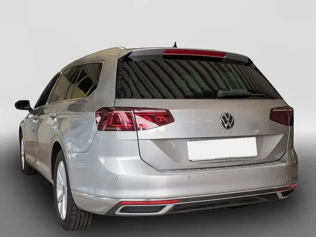 Occasion VW Passat Elegance 150 ch (110 kW) 2024 Argent Break