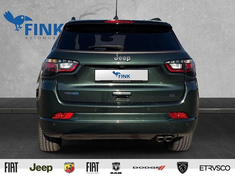 Second-hand Jeep Compass 241 CP (177 kW) 2022 Verde SUV