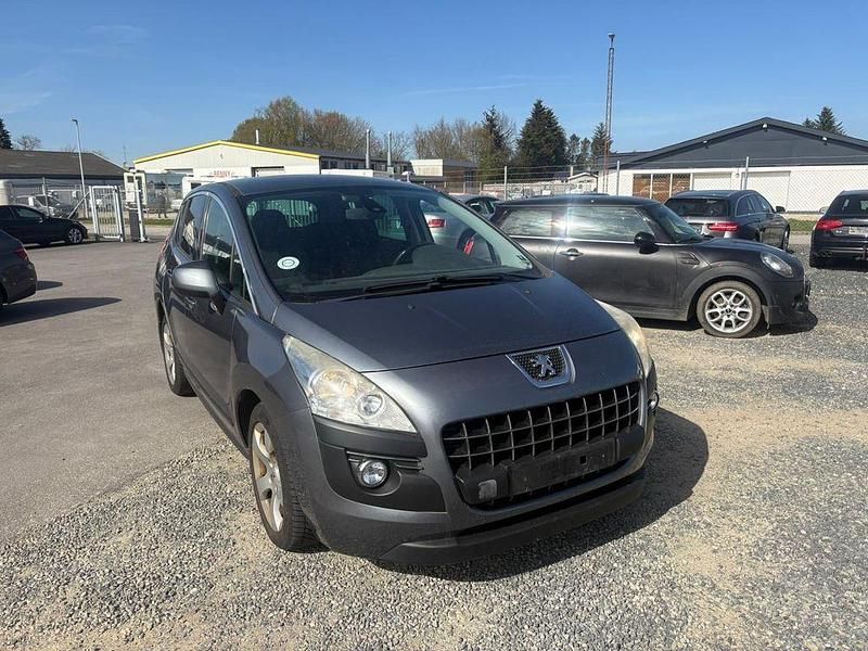 Gebraucht Peugeot 3008 Active 150 PS (110 kW) 2012 Grau Kombi