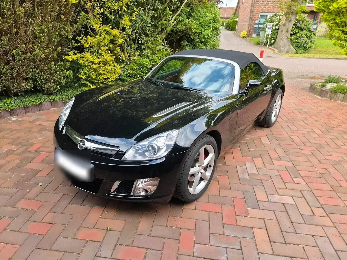 Gebraucht Opel GT 264 PS (194 kW) 2009 Schwarz Cabrio