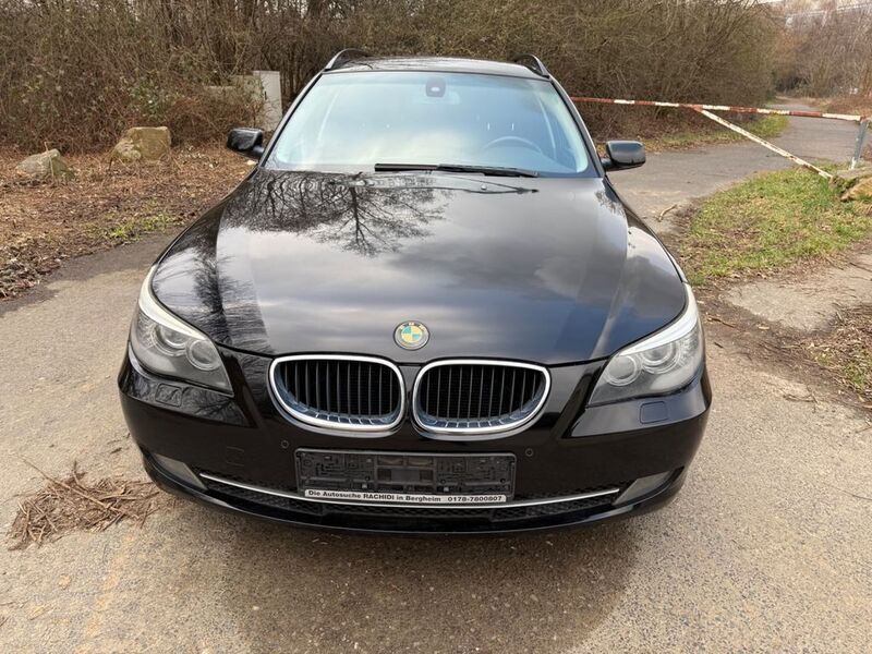 Schwarz Gebraucht 2007 BMW 520 Sport Line Kombi | 4.900 € (Fairer Preis) - Bild 1/4