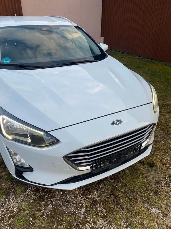 Gebraucht Ford Focus 150 PS (110 kW) 2019 Weiß Kombi